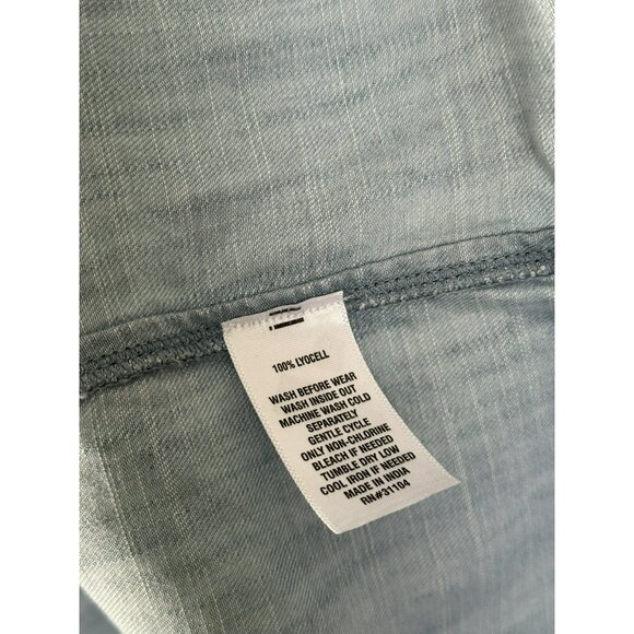 NWT Wonderly Chambray Denim Button Down Shirt Dress Size Medium Light Blue - Picture 5 of 5